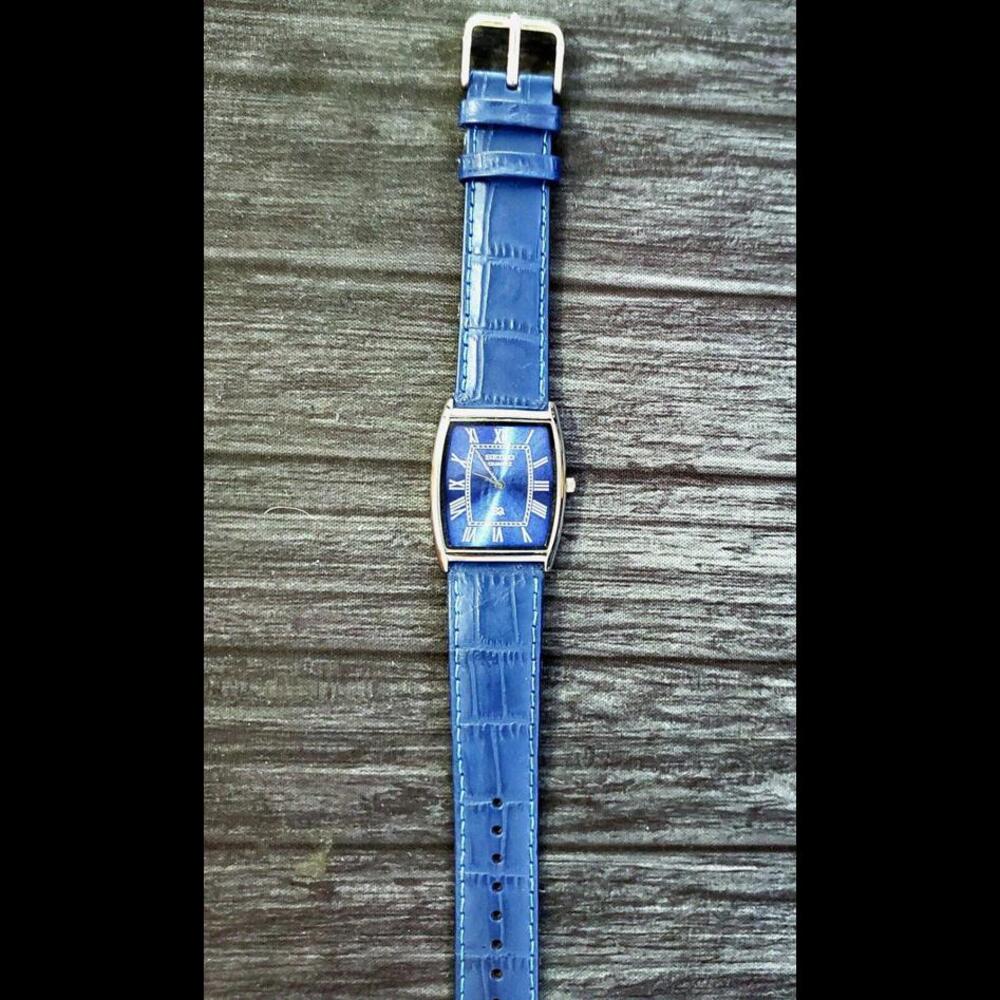 **Rare Mens Barrel Tank Blue Dial Dress Watch‎ New Mvt & Batt